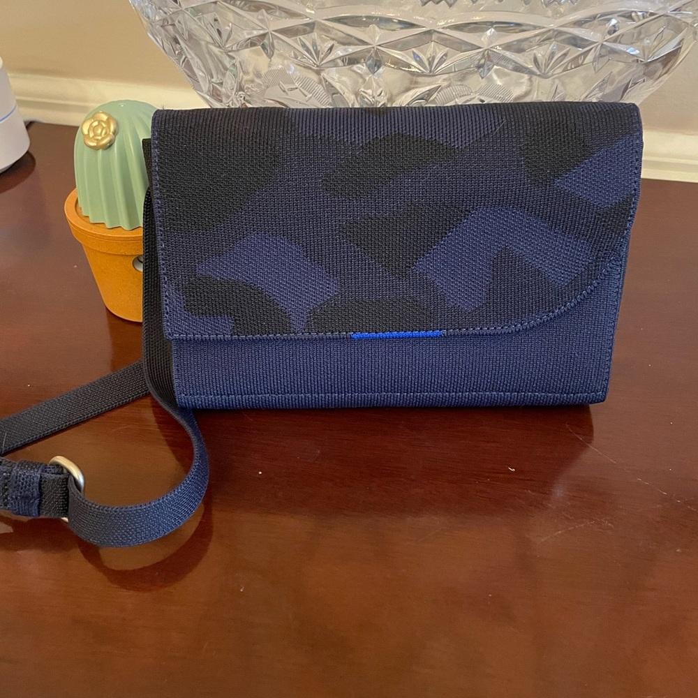 Rothy’s navy camo belt bag